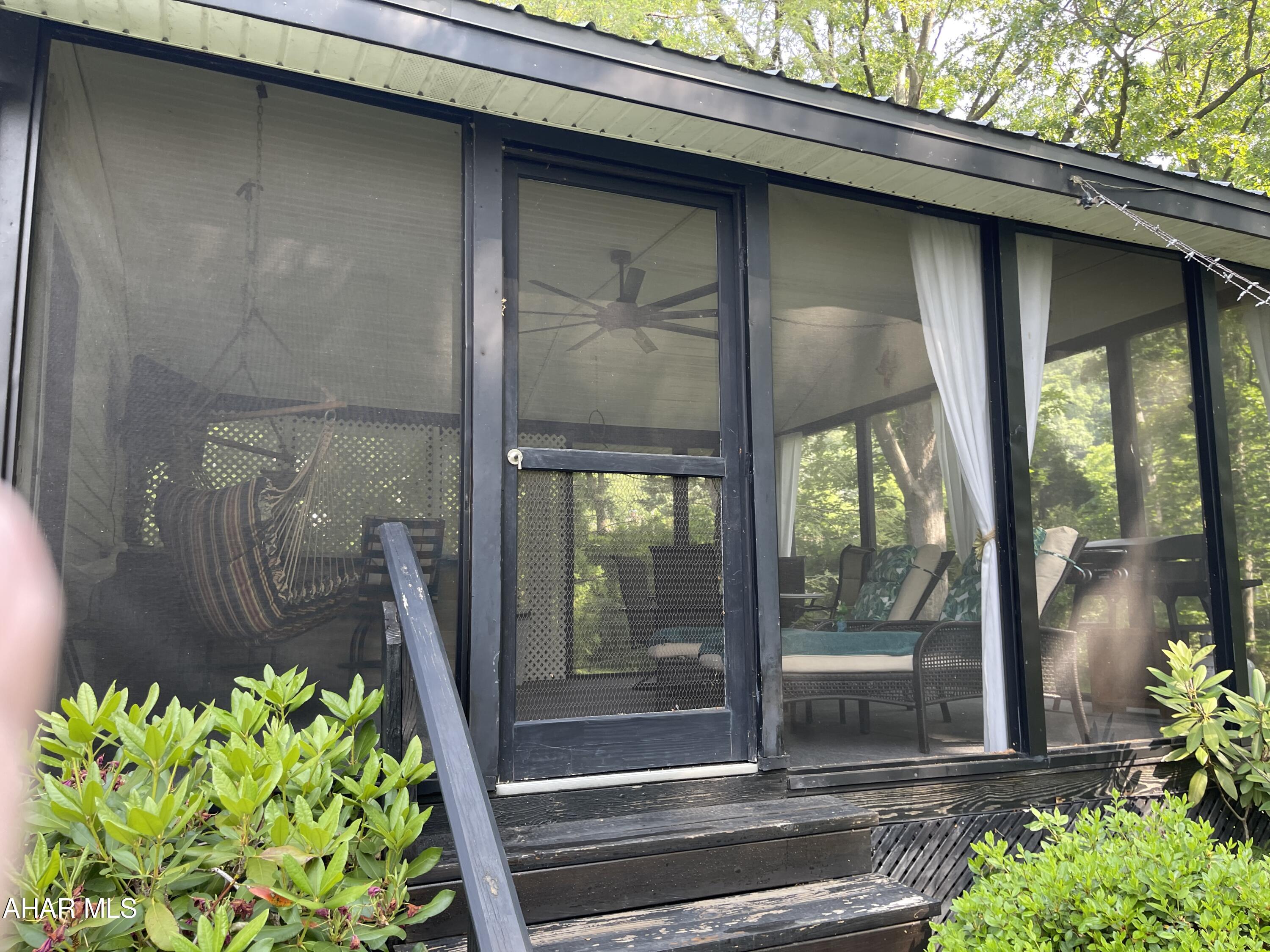 Juniata Gap - Residential