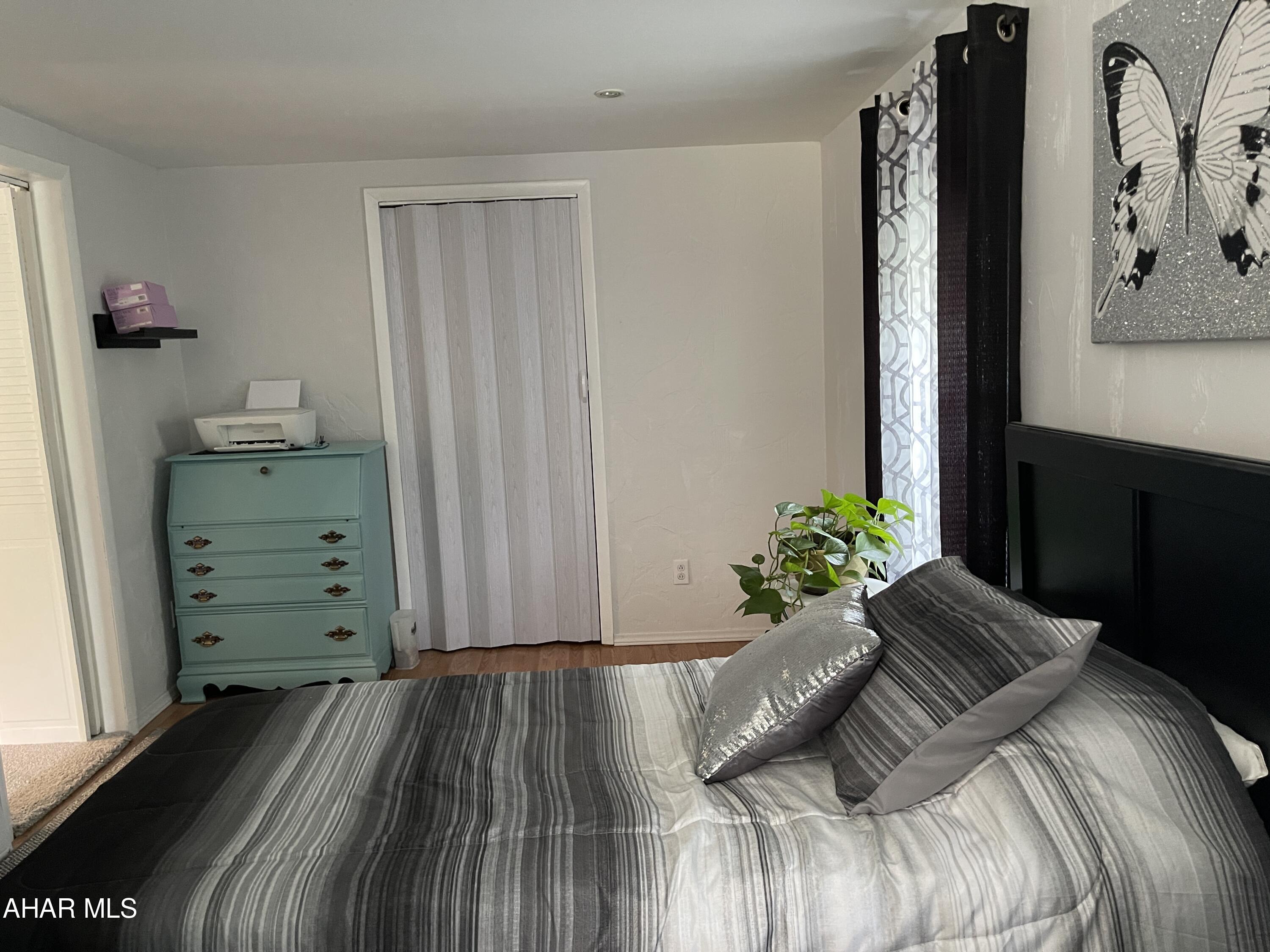 Juniata Gap - Residential