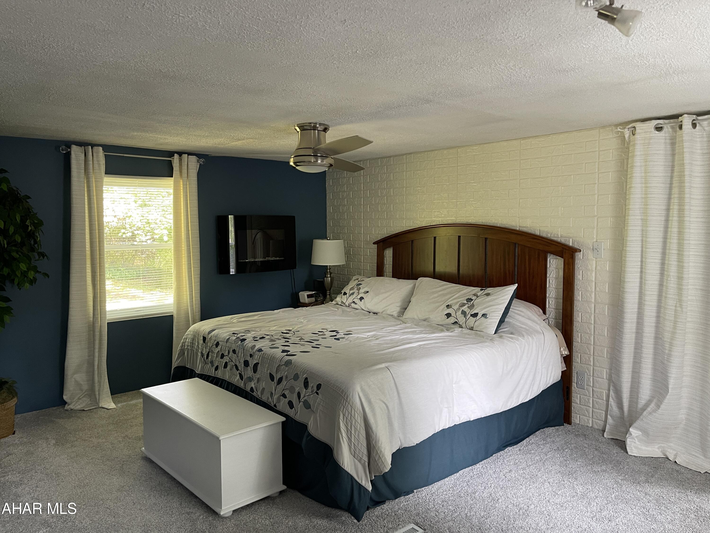 Juniata Gap - Residential