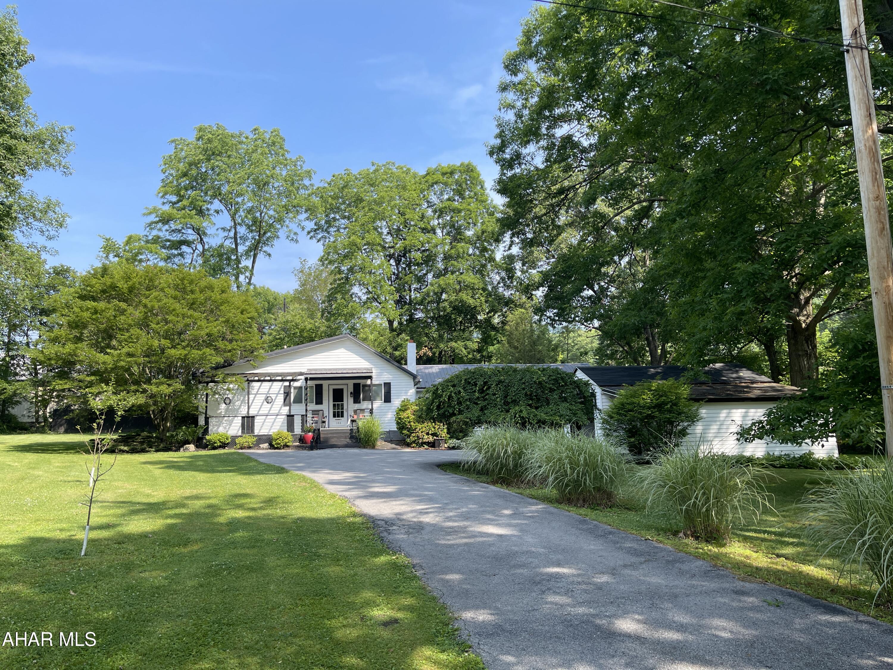 Juniata Gap - Residential