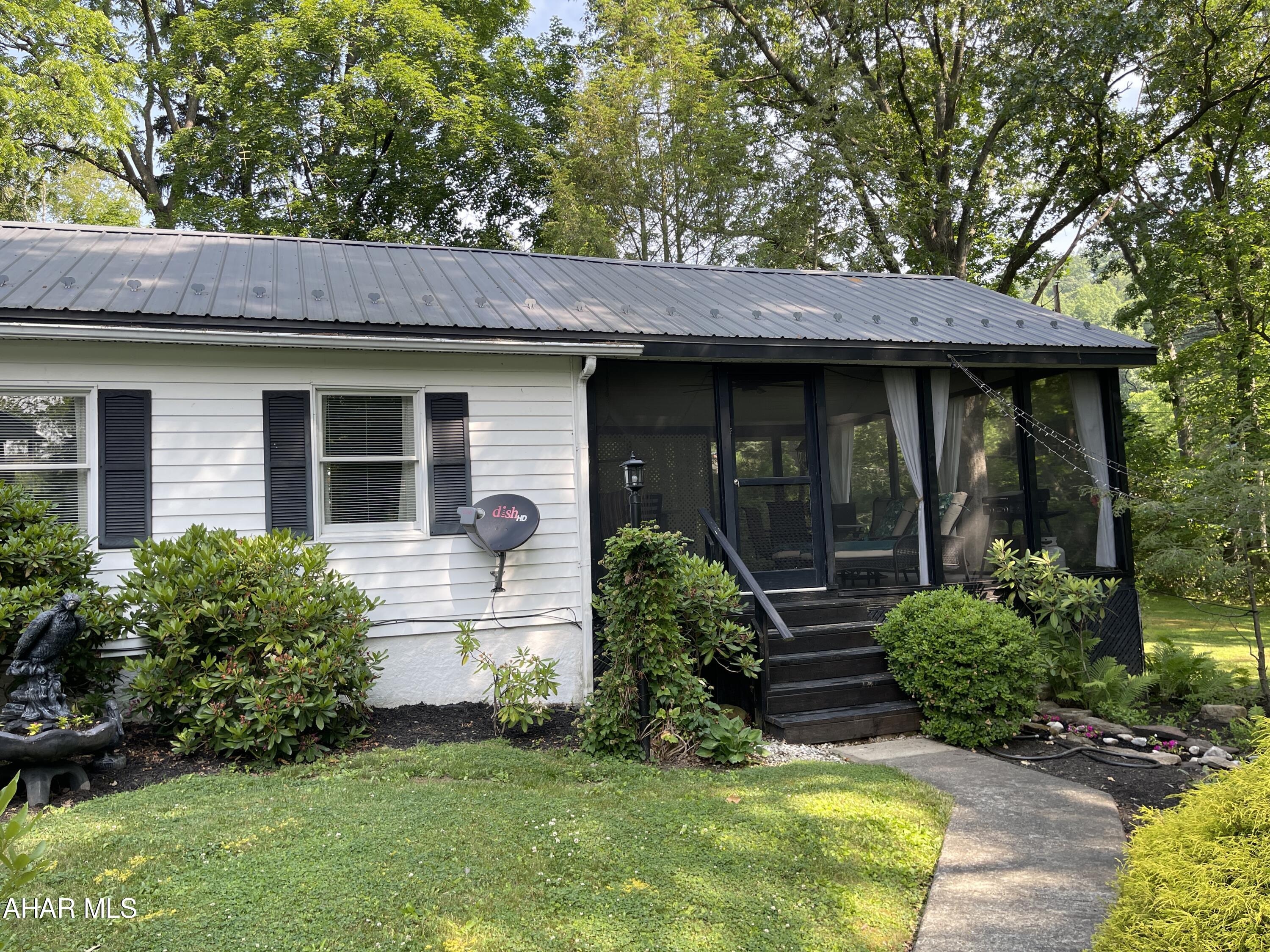 Juniata Gap - Residential