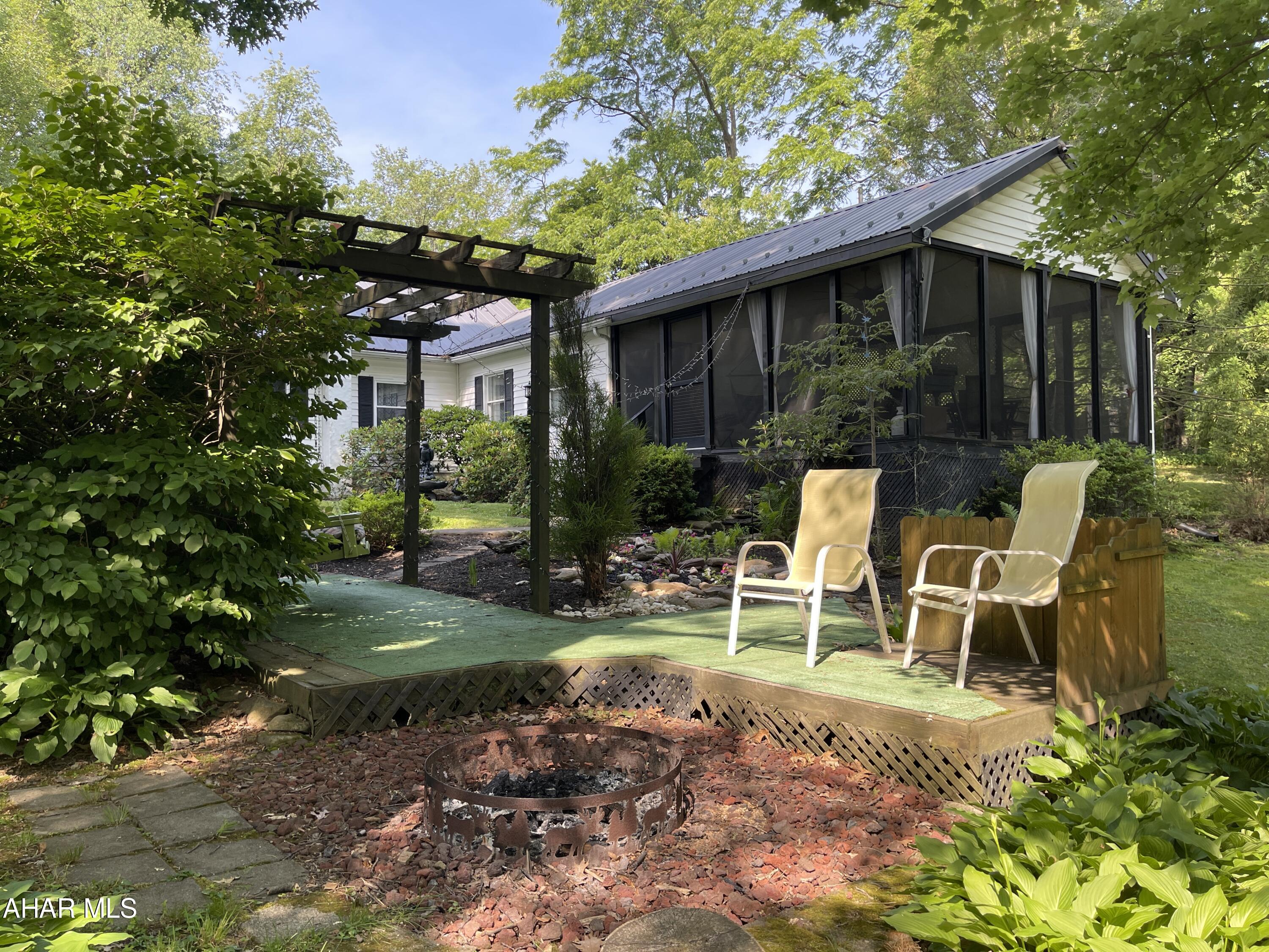 Juniata Gap - Residential