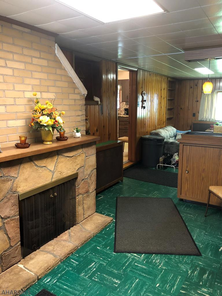 Unknown - Residential