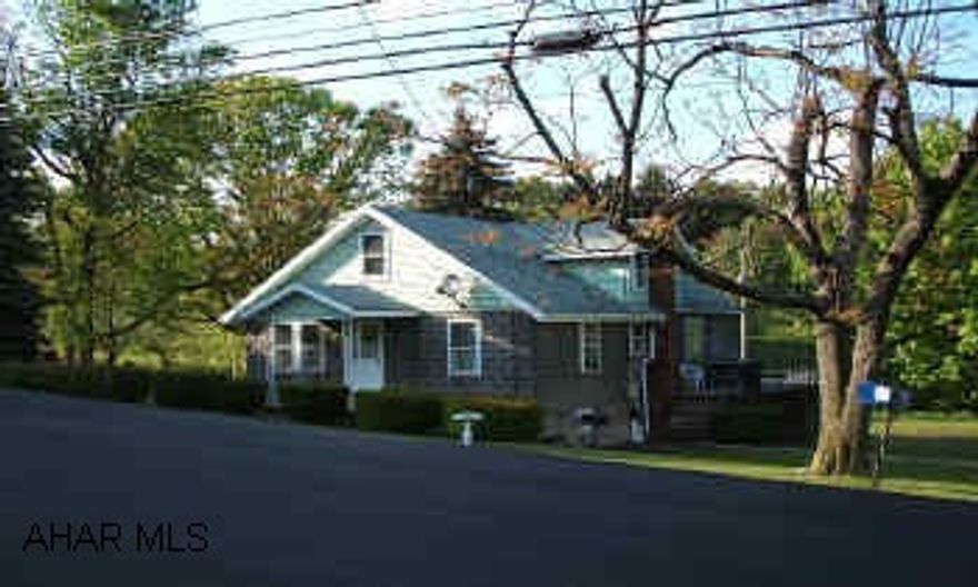 Includes detached oversized multi-car garage or out building.  Laundry Room was a bedroom - could be converted back.  3-4 Bedroom home on a Fantastic Lot!  1st Floor Bedroom and laundry.  NO SHOWINGS UNTIL 5-19-06. Includes detached oversized multi-car garage or out building.  Laundry Room was a bedroom - could be converted back.  3-4 Bedroom home on a Fantastic Lot!  1st Floor Bedroom and laundry.  NO SHOWINGS UNTIL 5-19-06.
