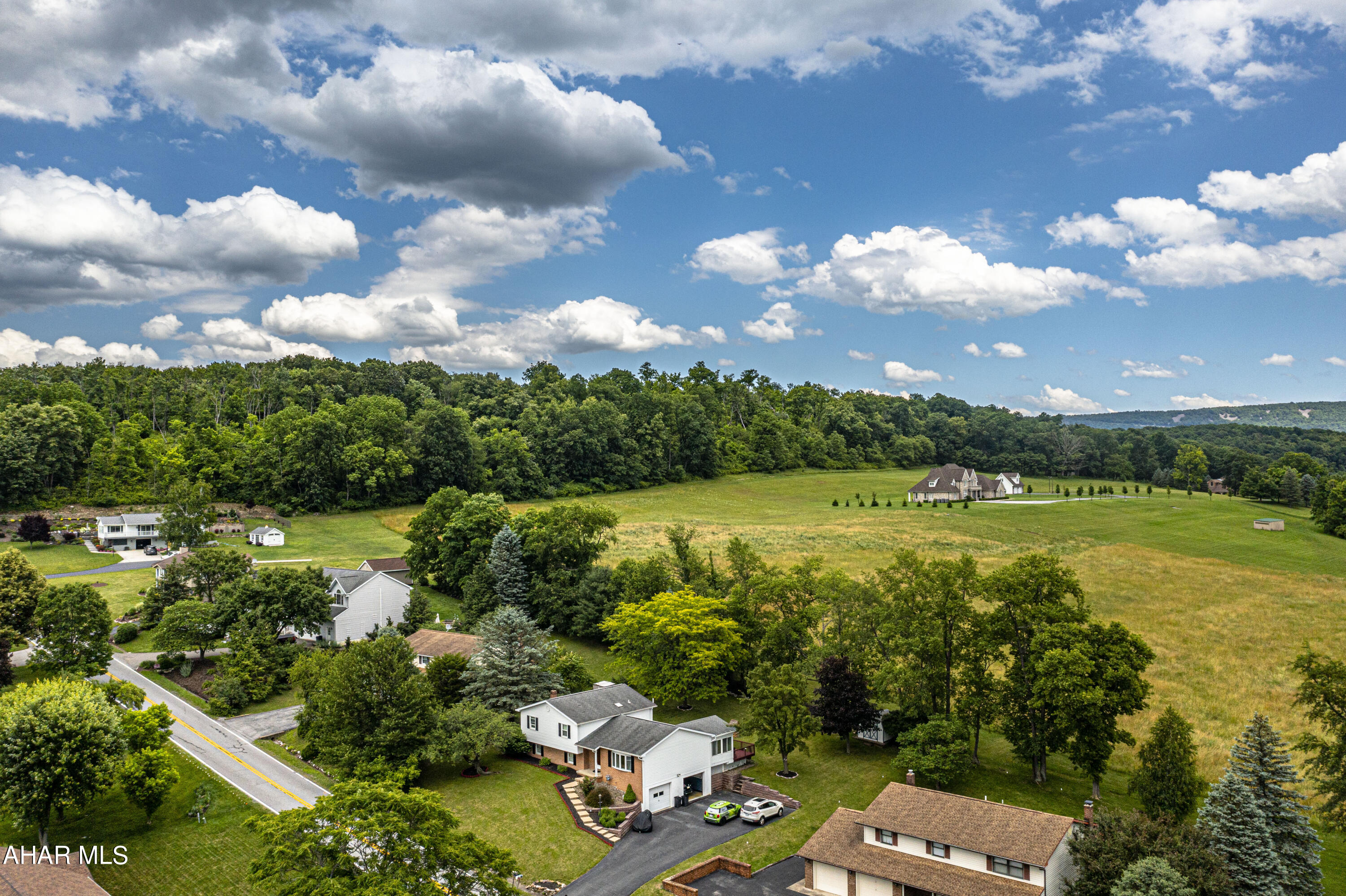 Rolling Hills - Residential