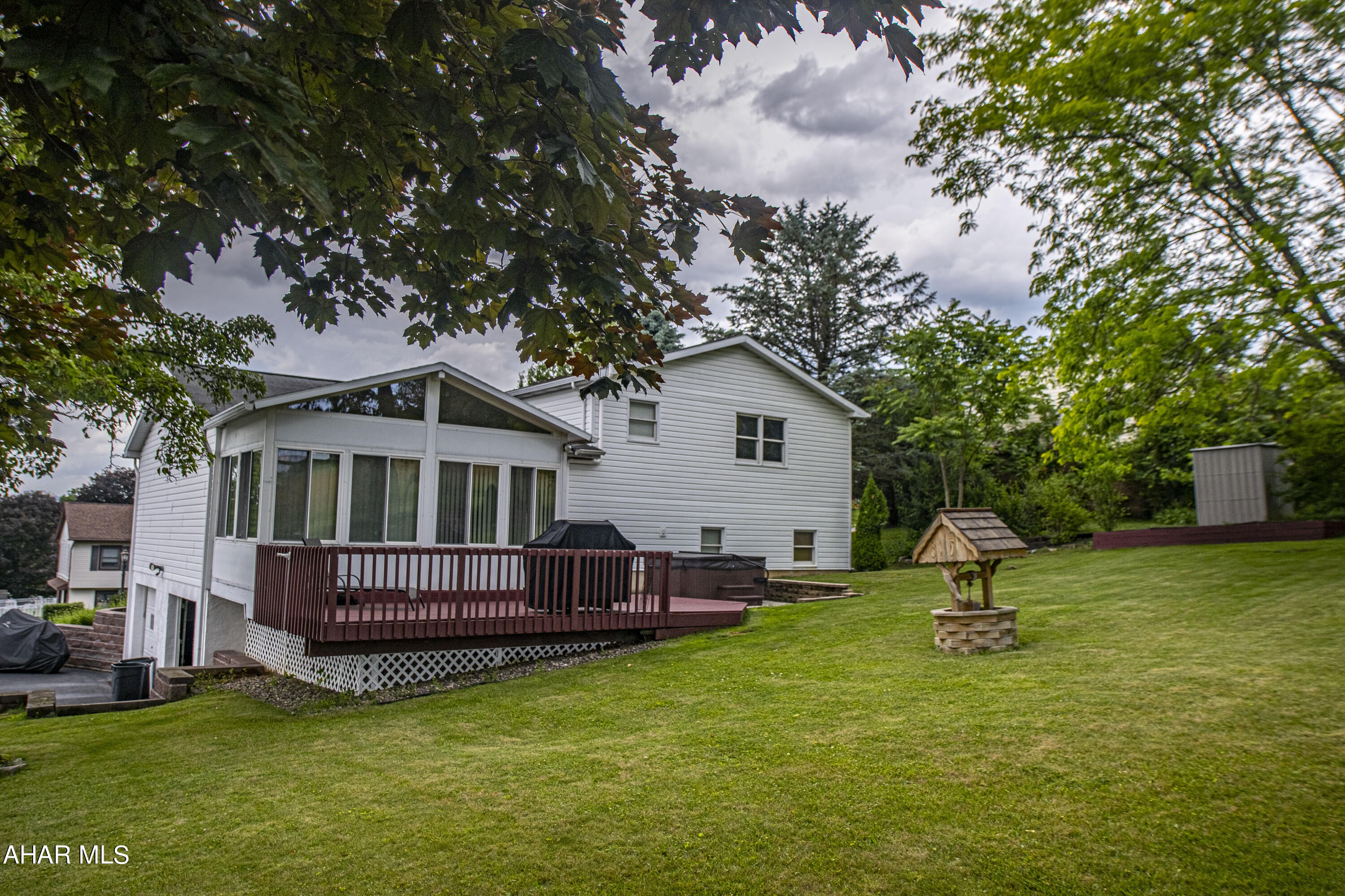 Rolling Hills - Residential