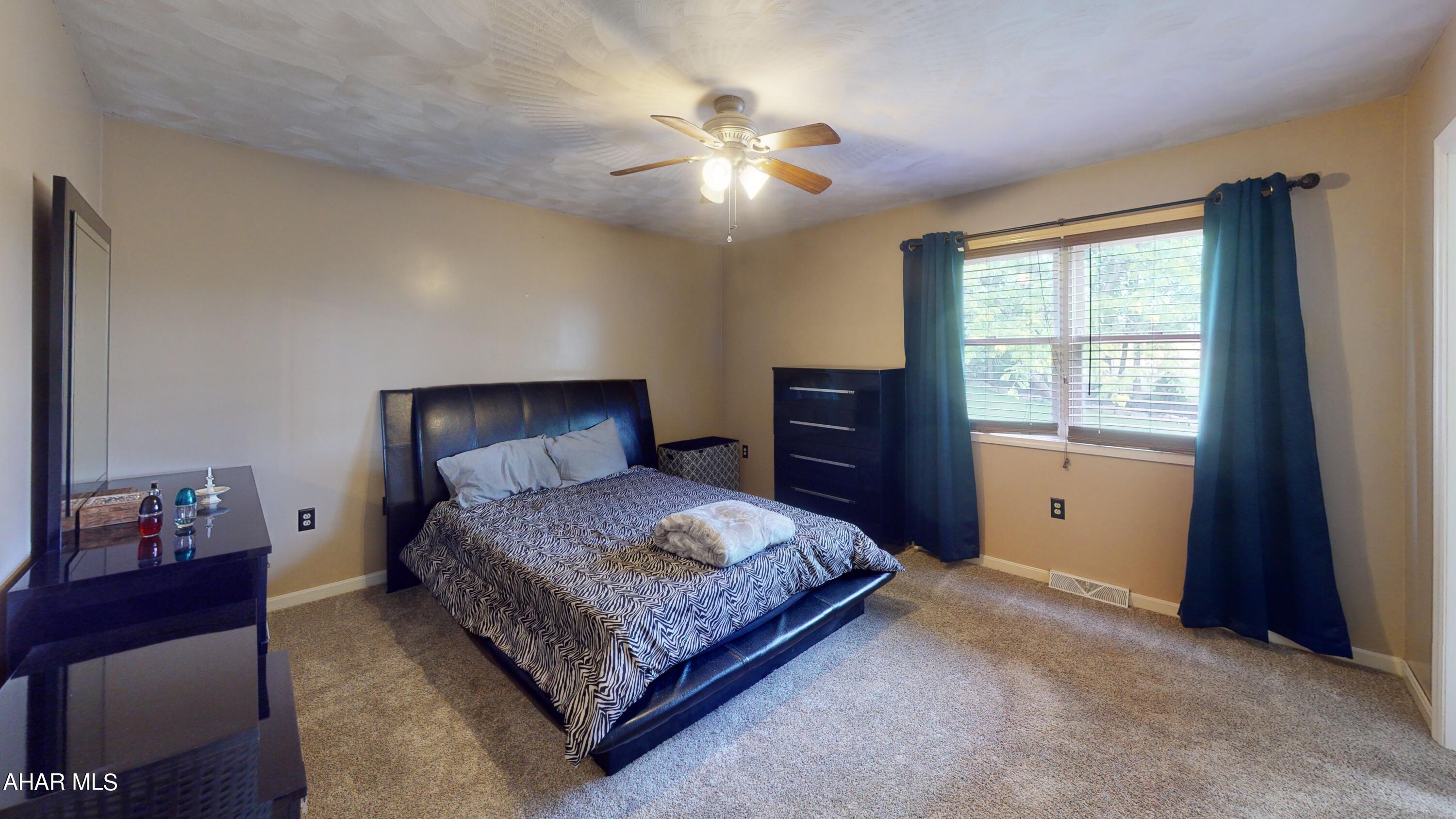 Rolling Hills - Residential