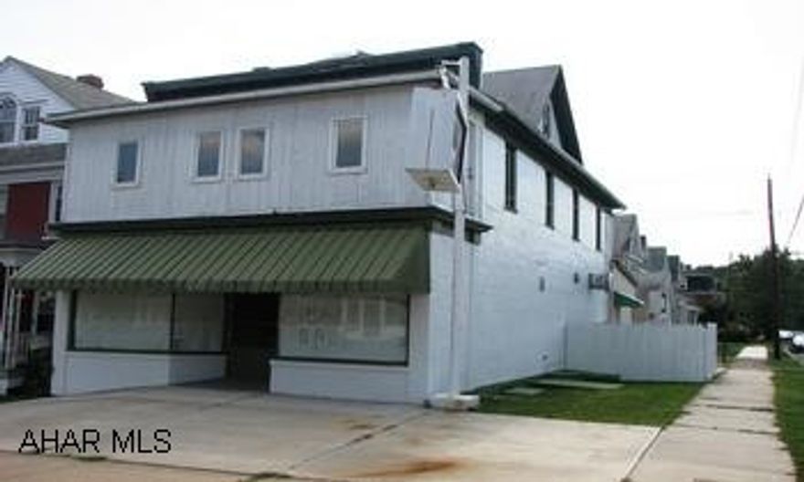 FORMER SUB/PIZZA STORE FRONT. EQUIPMENT STAYS. STORE FRONT PLUS 2ND FLOOR APT. WITH 3 BEDROOMS AND REAR RENTAL WITH BOARDING ROOMS OR SINGLE APT. GOOD LOCATION CLOSE TO CAMPUS. FORMER SUB/PIZZA STORE FRONT.  EQUIPMENT STAYS. STORE FRONT PLUS 2ND FLOOR APT. WITH 3 BEDROOMS AND REAR RENTAL UNIT WITH BOARDING ROOMS OR SINGLE APT. GOOD LOCATION CLOSE TO CAMPUS.