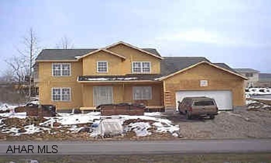 New Construction - Logan Twp - Ridgeview Estates.  4 BR, 2.5 BA, 1st Fl. Family Rm with gas FP, 1st Fl.  Laundry, 1/2 BA, and Den (11x12).  Master BR Suite has private BA and walk-in closet.  Cen/Air, rear Deck (16x10), 2-Car Gar,  Lot 100x120. New Construction - Logan Twp - Ridgeview Estates.  4 BR, 2.5 BA, 1st Fl Fam. Rm with gas FP, 1st Fl. Laundry, 1/2 BA, and Den (11x12).  Master BR Suite has private BA and walk-in Closet.  Cen/Air, rear Deck (16x10), 2-Car Gar, Lot 100x120.  Logan Twp Sewer, Well.  Brick front.