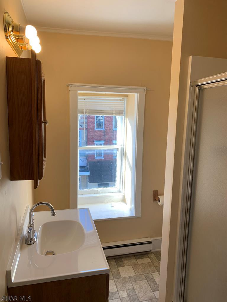 Unknown - Residential Lease