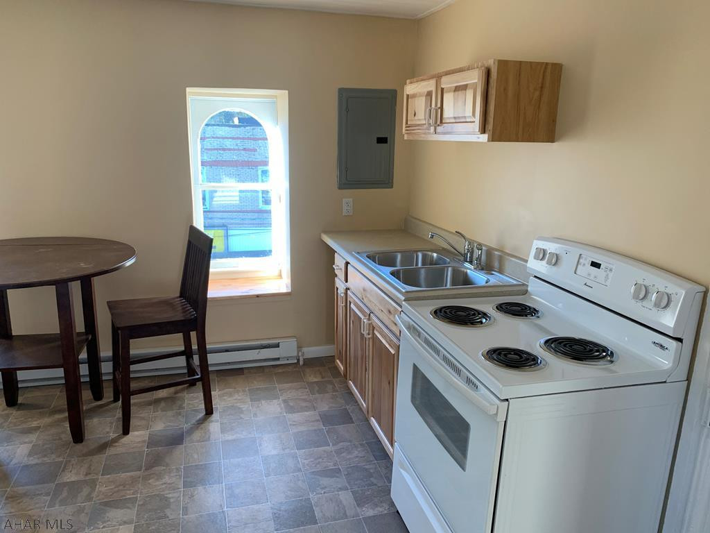 Unknown - Residential Lease