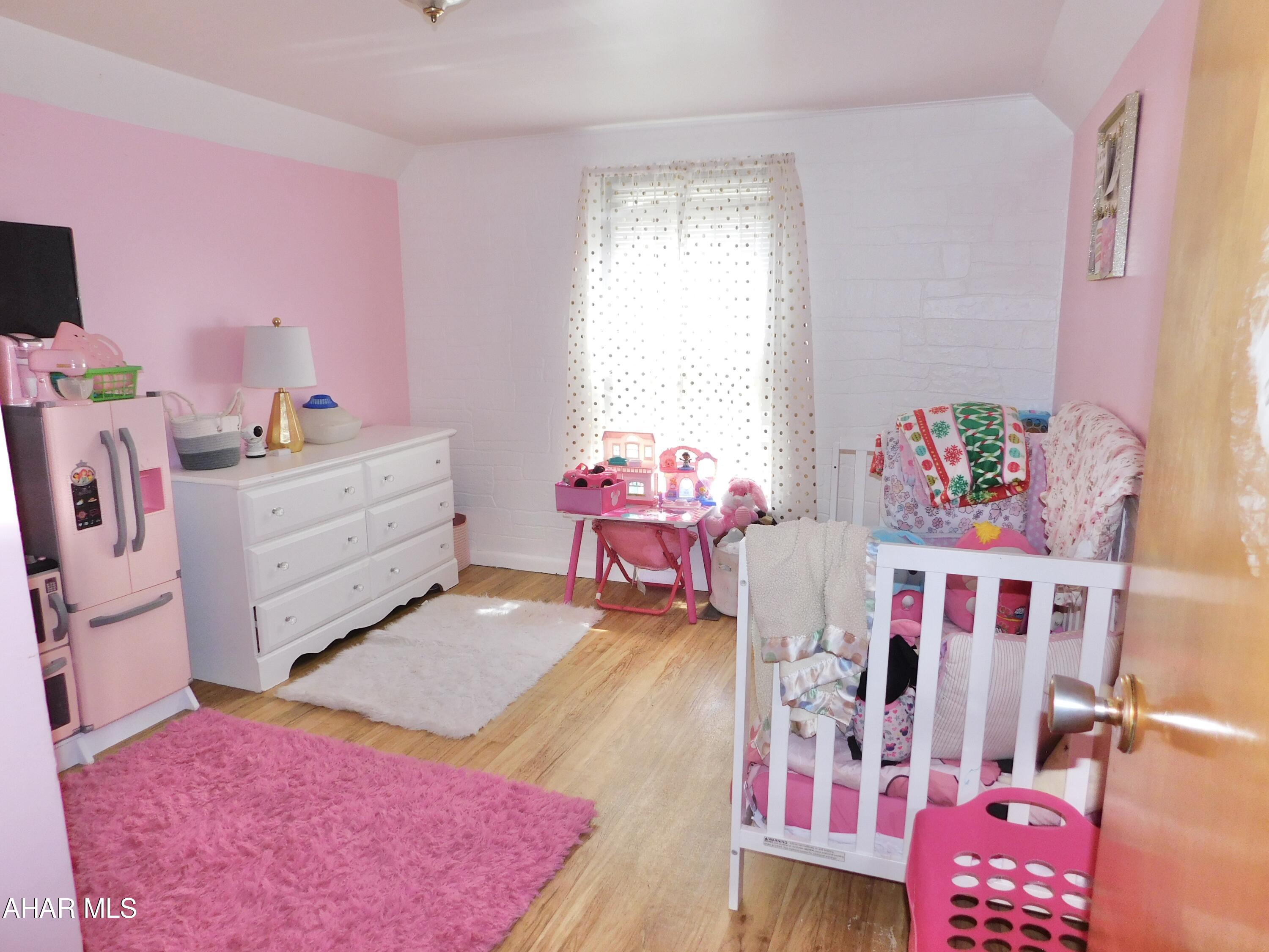 Sinking Valley - Residential