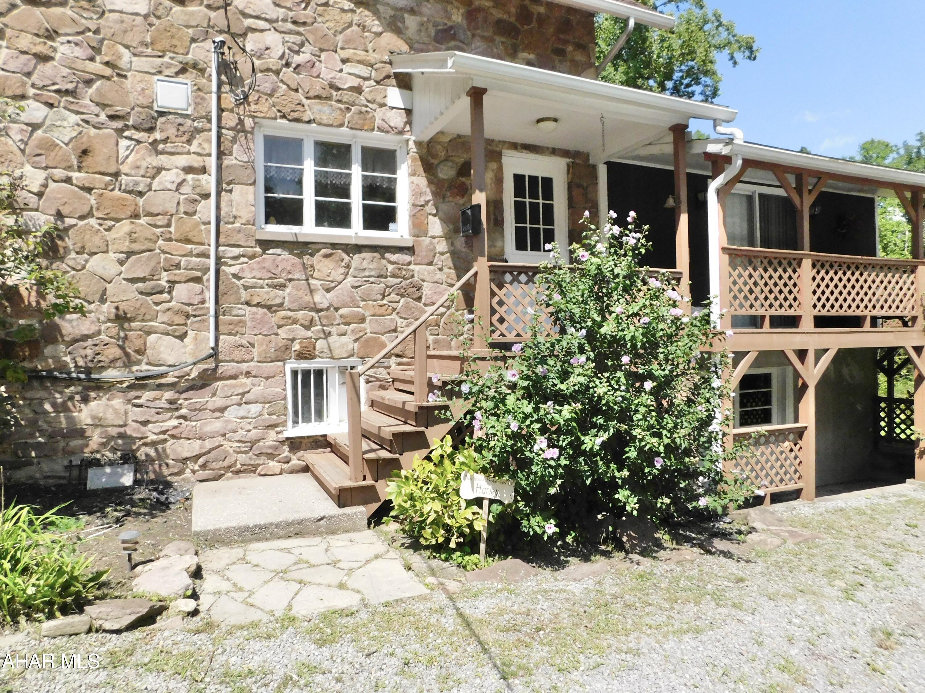 Sinking Valley - Residential