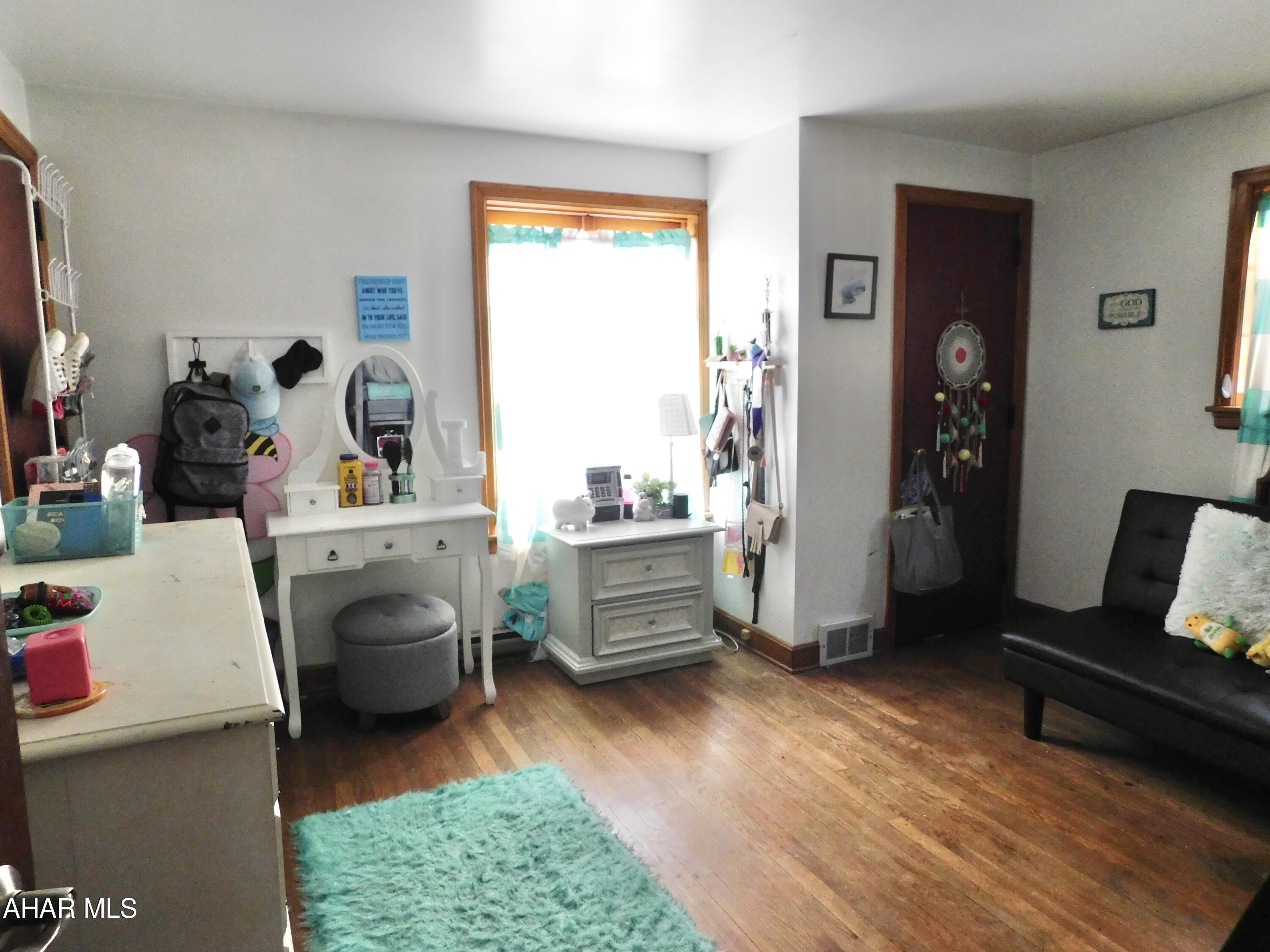 Sinking Valley - Residential