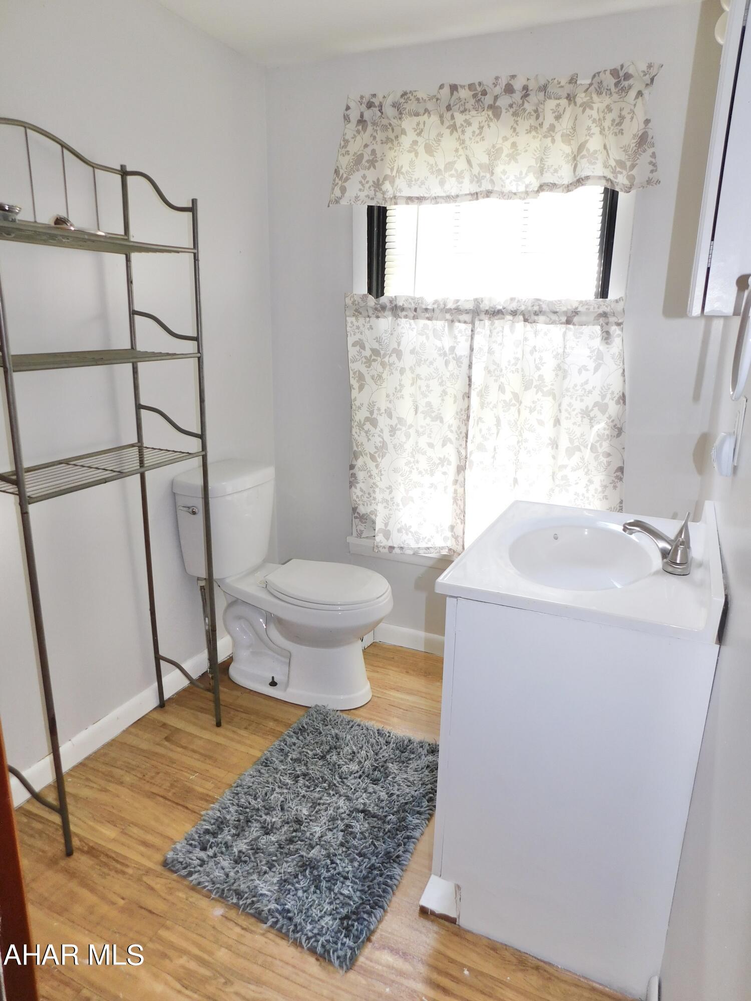 Sinking Valley - Residential