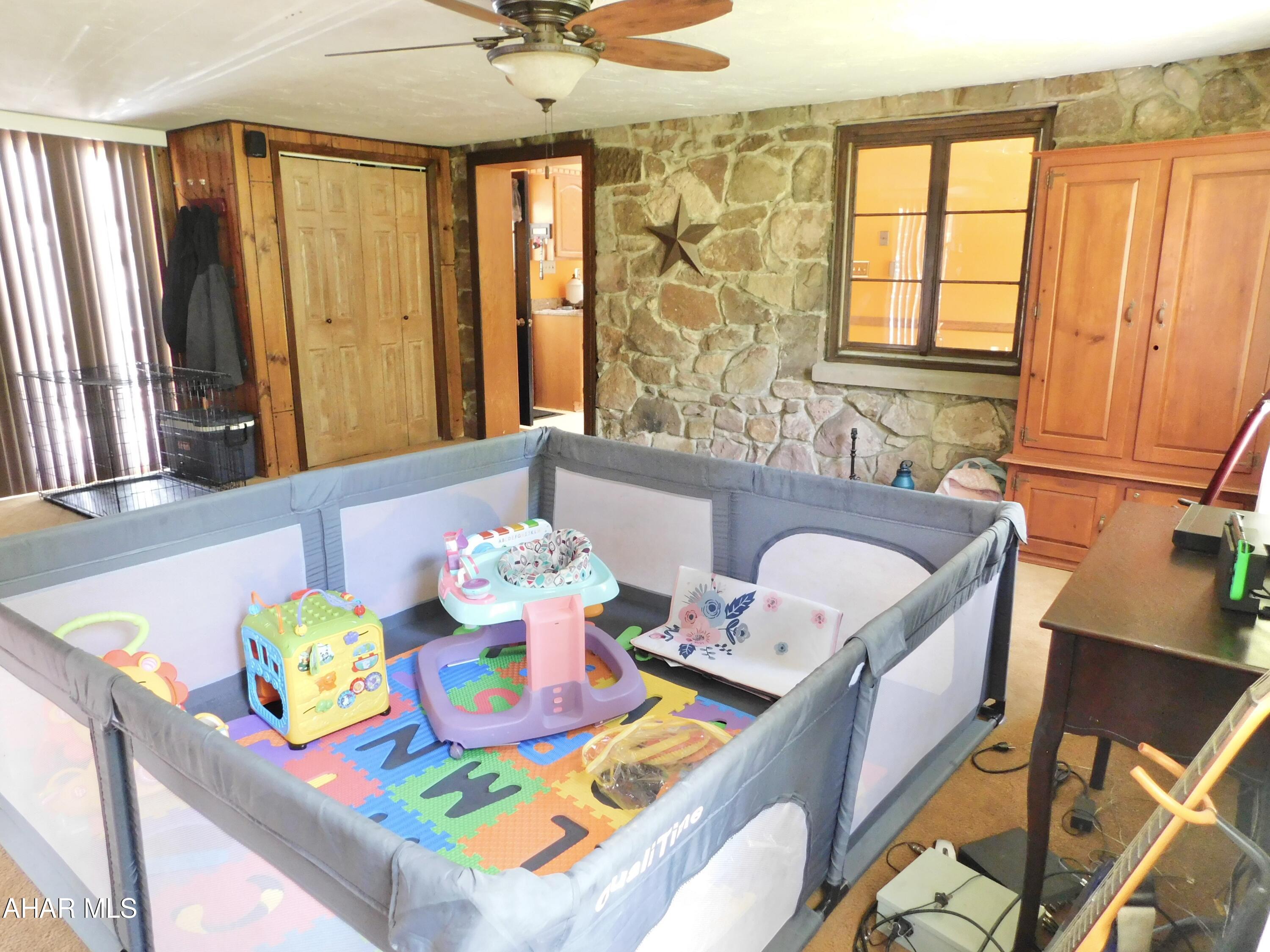 Sinking Valley - Residential