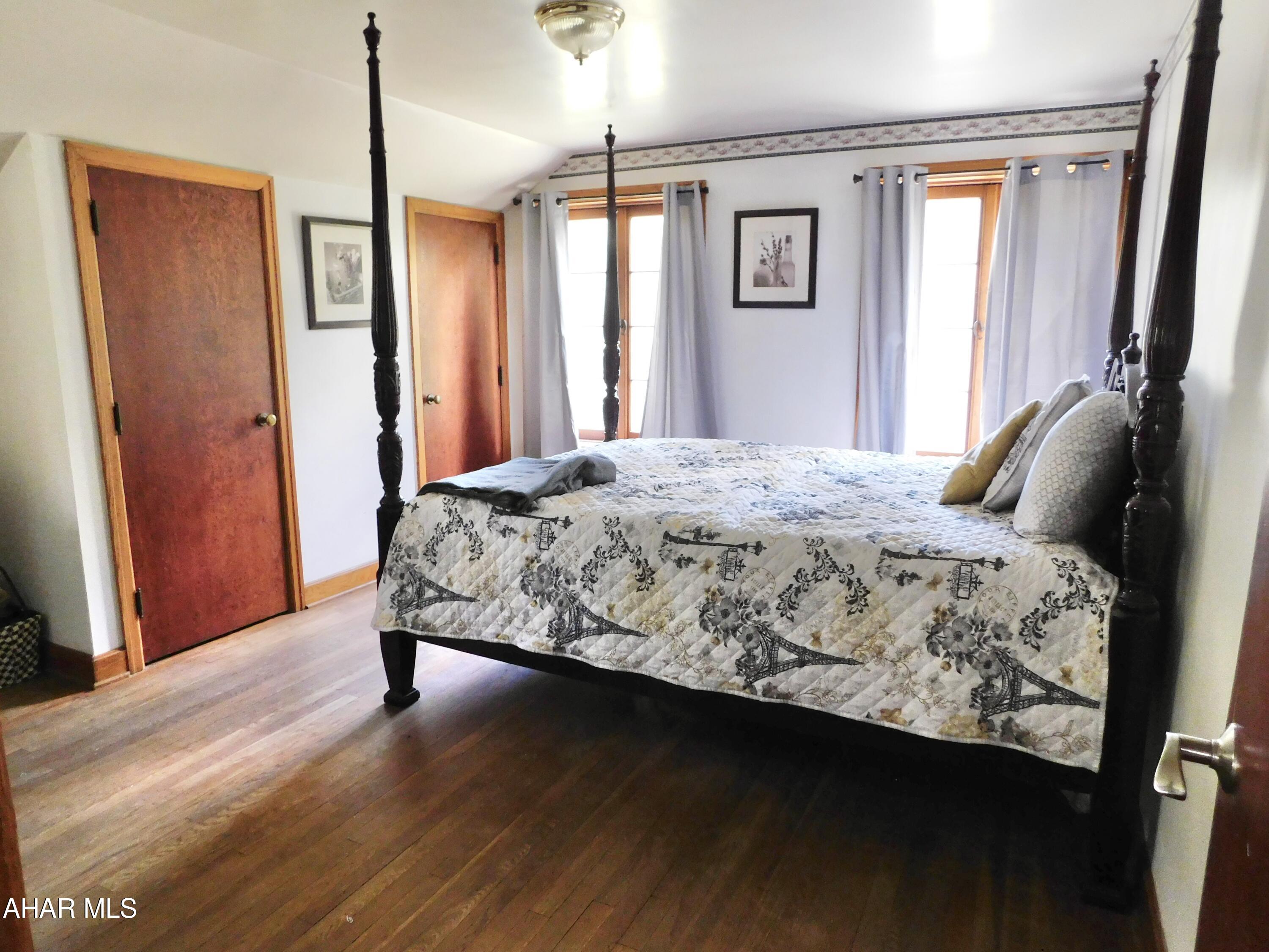 Sinking Valley - Residential