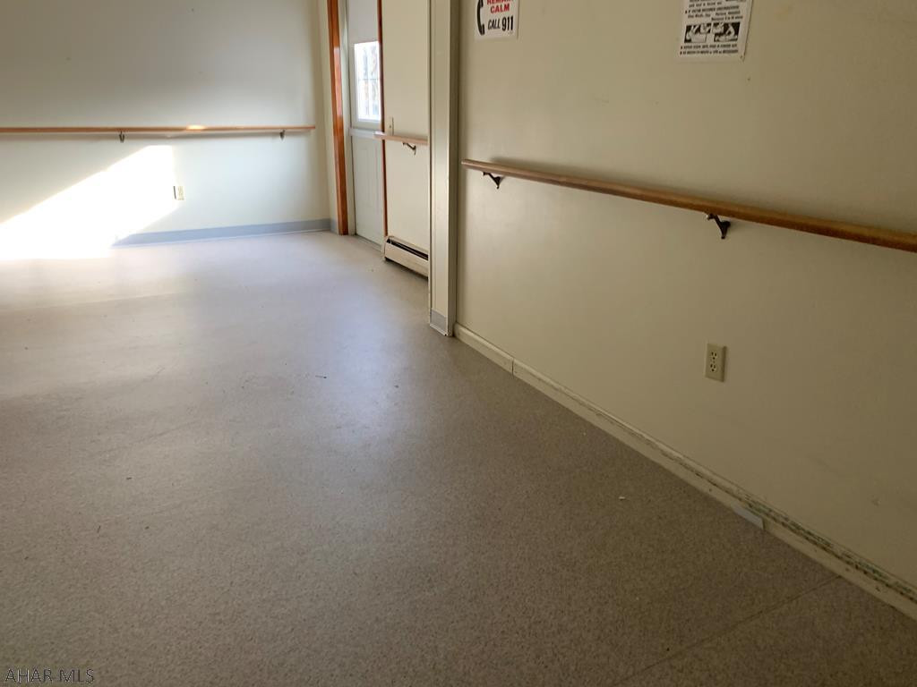 Unknown - Commercial Sale