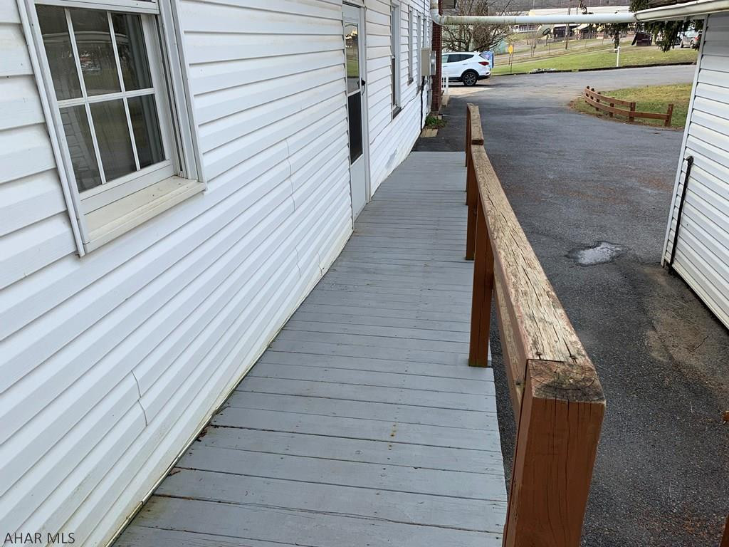 Unknown - Commercial Sale