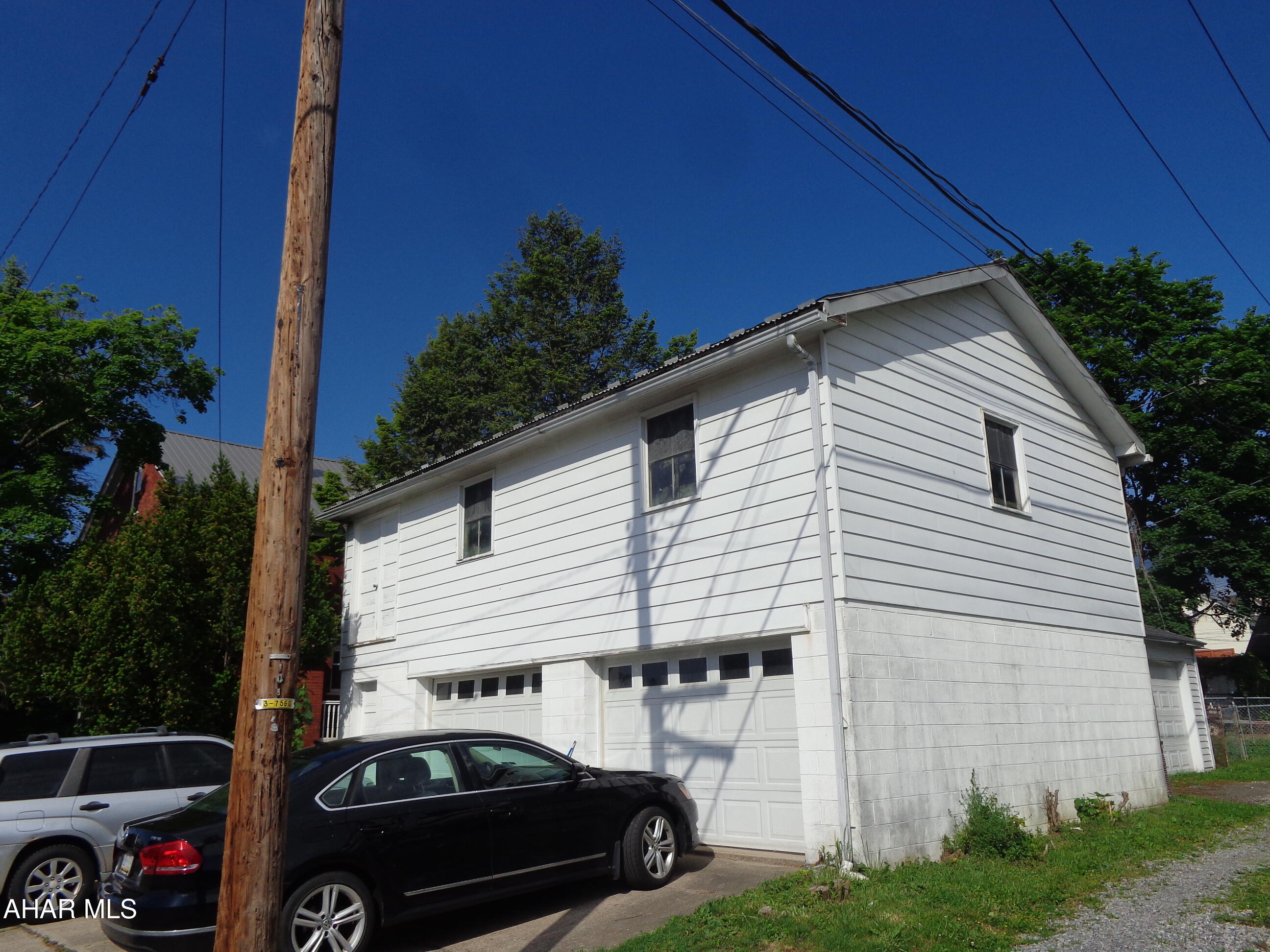 Juniata - Residential