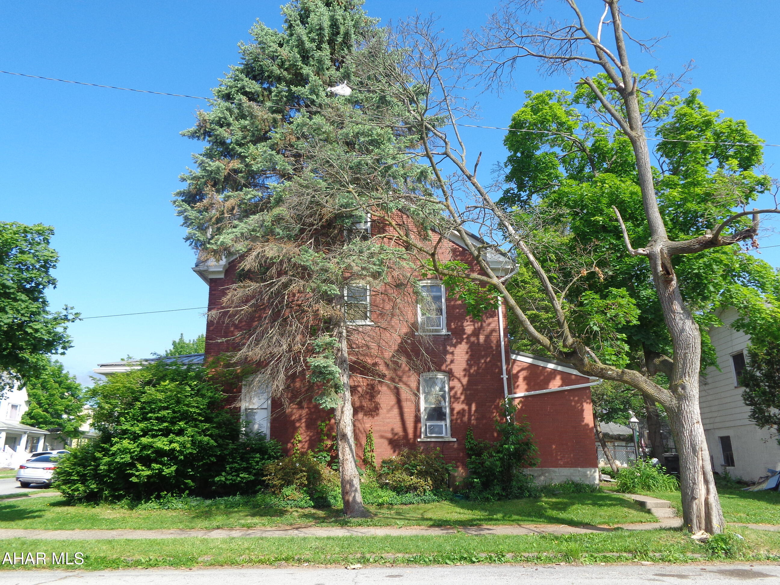 Juniata - Residential