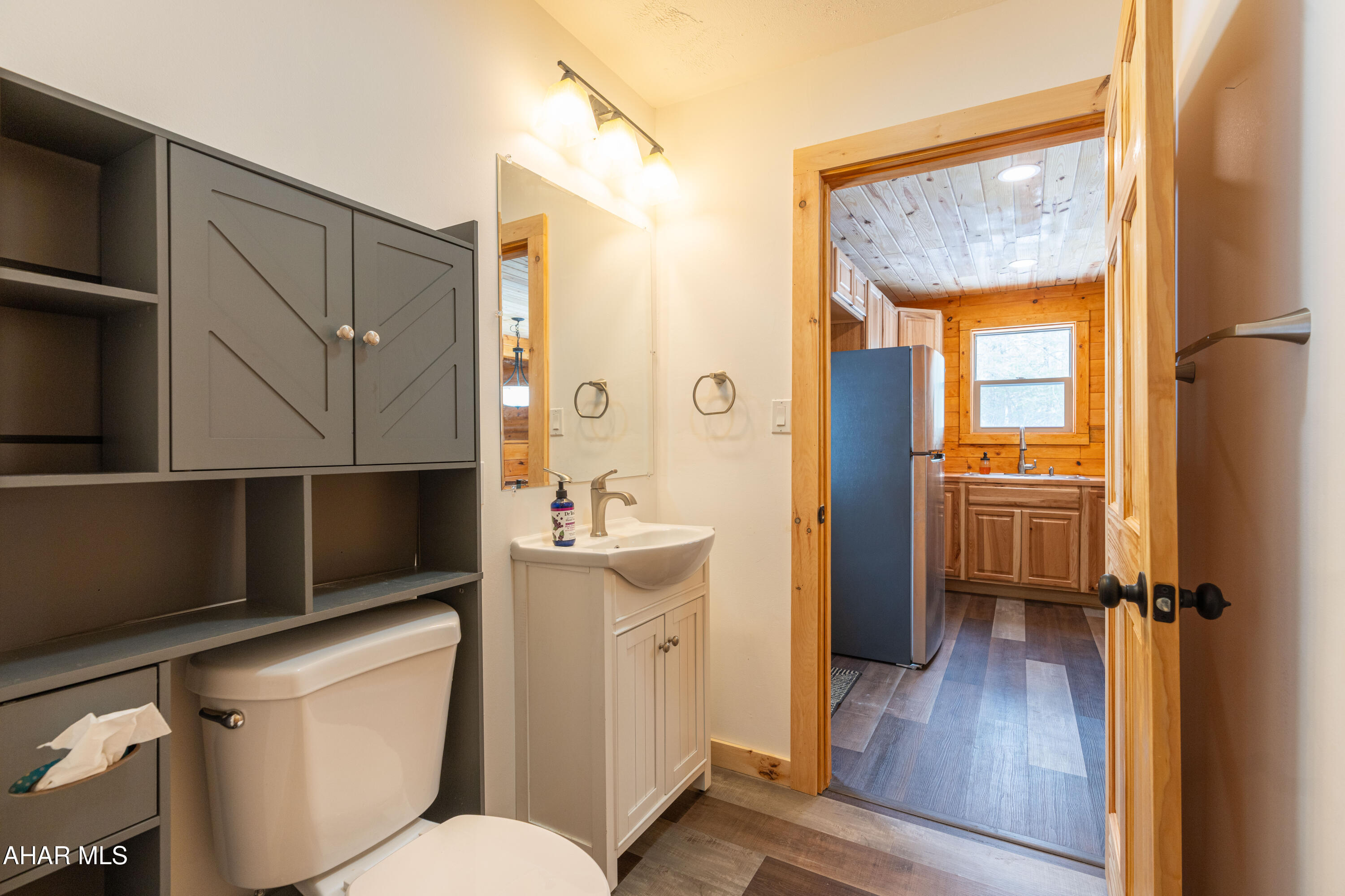 Glendale Yearound - Residential