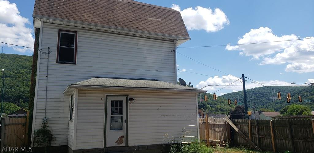 Unknown - Residential