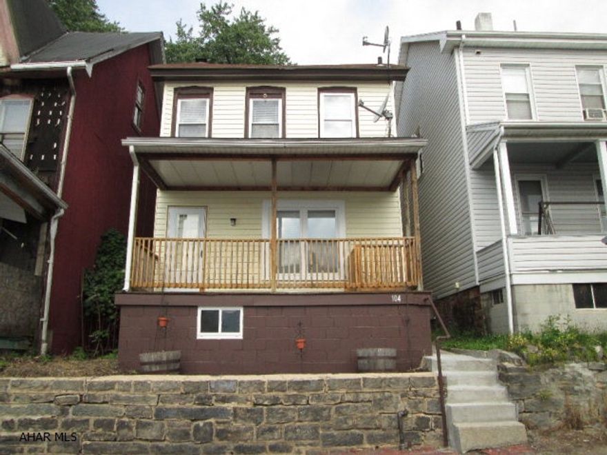 Updated, 4 bedroom home in Altoona! Kitchen features new cabinets, counter top, and flooring. Large living room with new carpet. Formal dining room has new laminate flooring. First floor laundry. Entire home has been freshly painted. Attic is partially finished and would make a great 5th bedroom. Nice yard and off-street parking. Newer windows, high efficiency furnace, and vinyl siding. Would make a great first home or investment property!