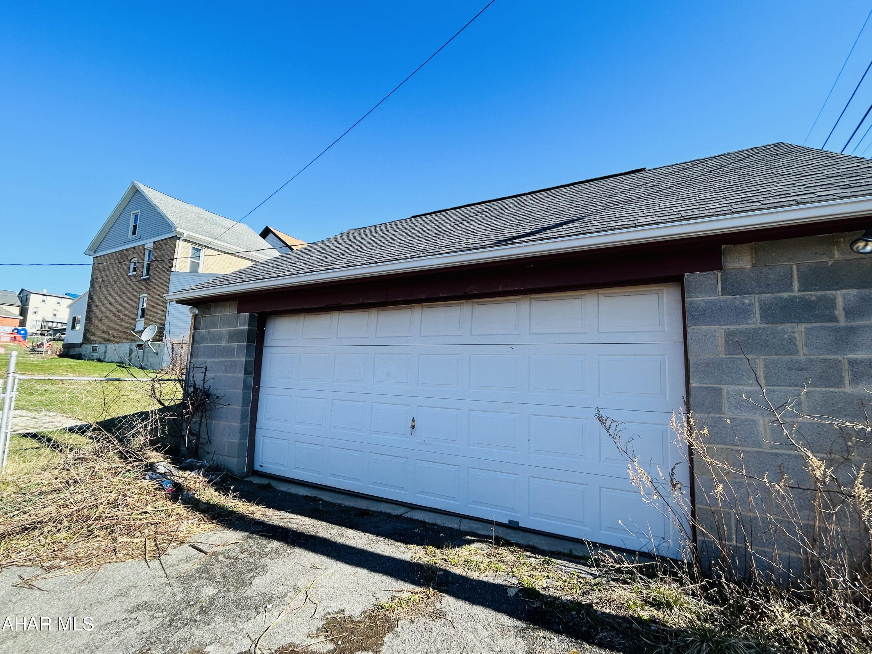 Juniata - Residential