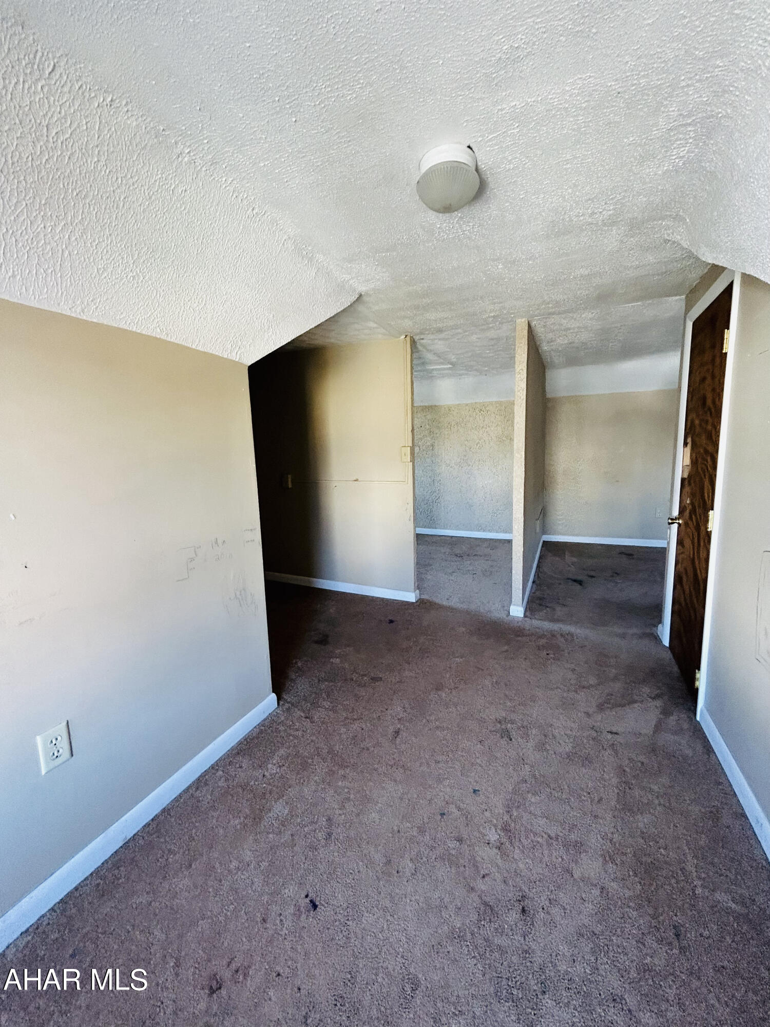 Juniata - Residential