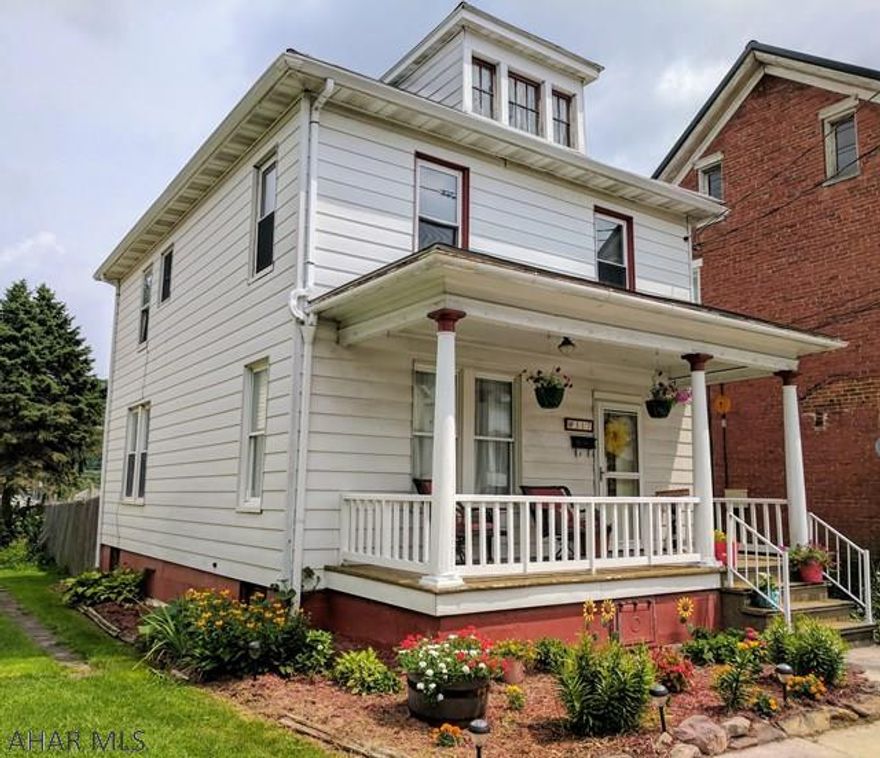 Welcome to the best of Historical Downtown Bedford living! This home boasts 4 bedrooms, original woodwork throughout, totally updated tiled bathroom, screened back porch, central air and a fully fenced yard! So there's on street parking in front of the home, but also...there is a two car carport around back! Check out this charming home with storage in both the attic and the basement.  Totally move-in ready with a full garden waiting to be harvested!