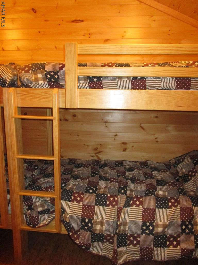 Glendale Yearound - Residential