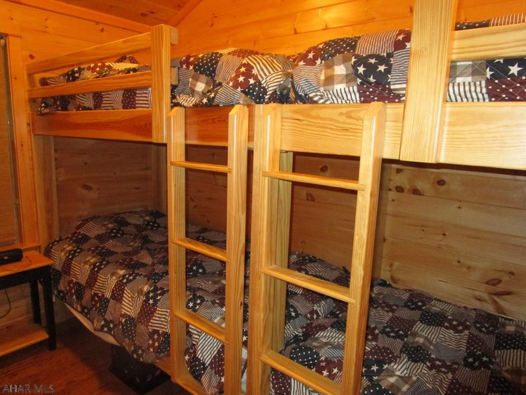 Glendale Yearound - Residential