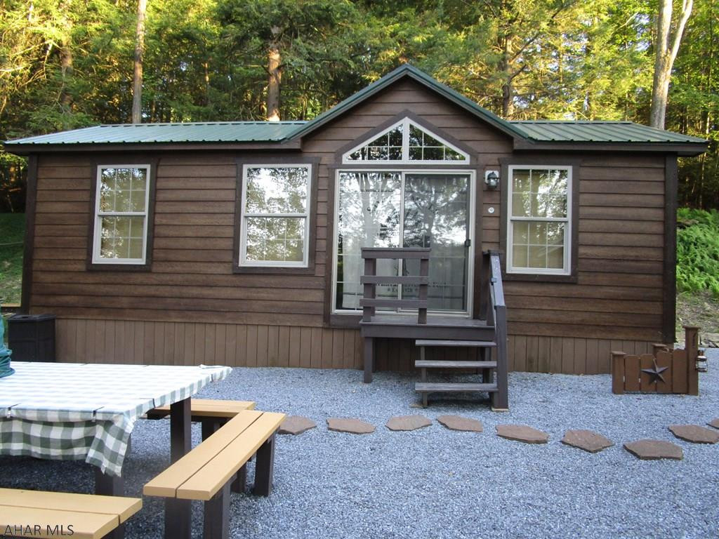 Glendale Yearound - Residential