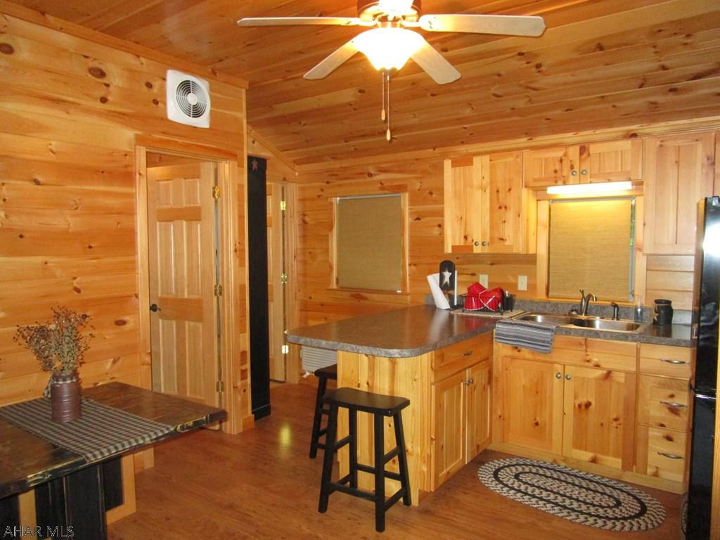 Glendale Yearound - Residential