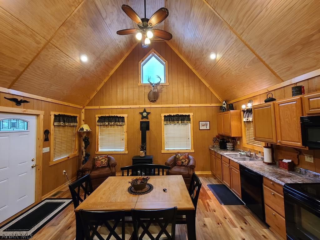 Glendale Yearound - Residential