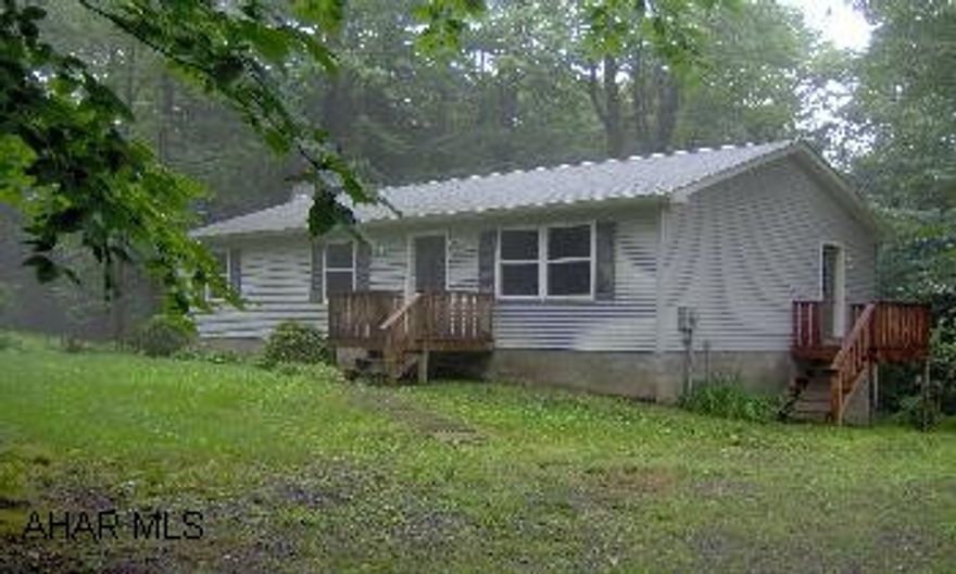 Rancher with full basement. New carpet and paint. Nice lot.