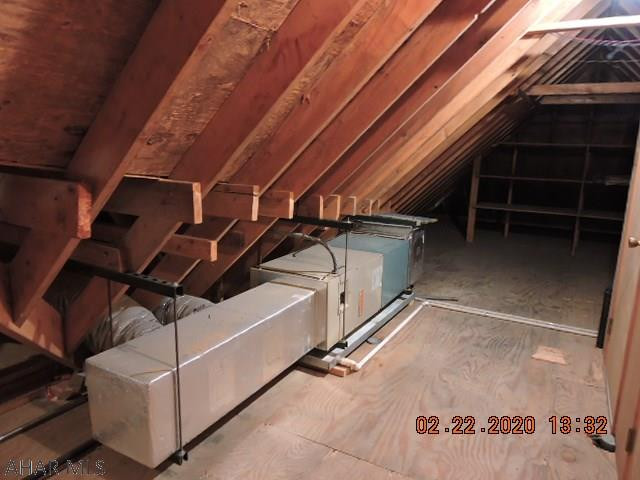 Hickory Hills - Residential