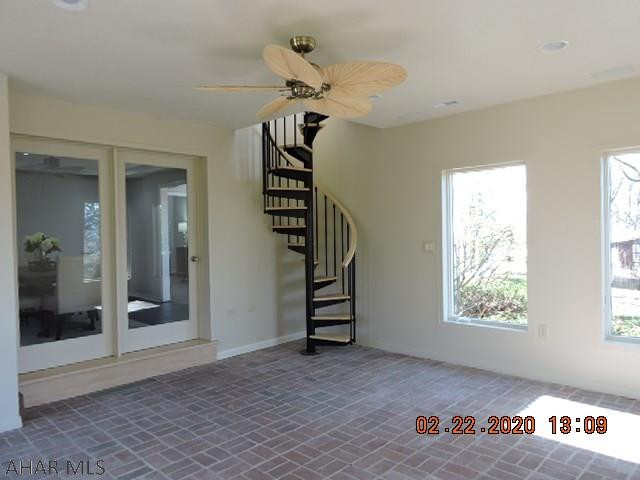 Hickory Hills - Residential