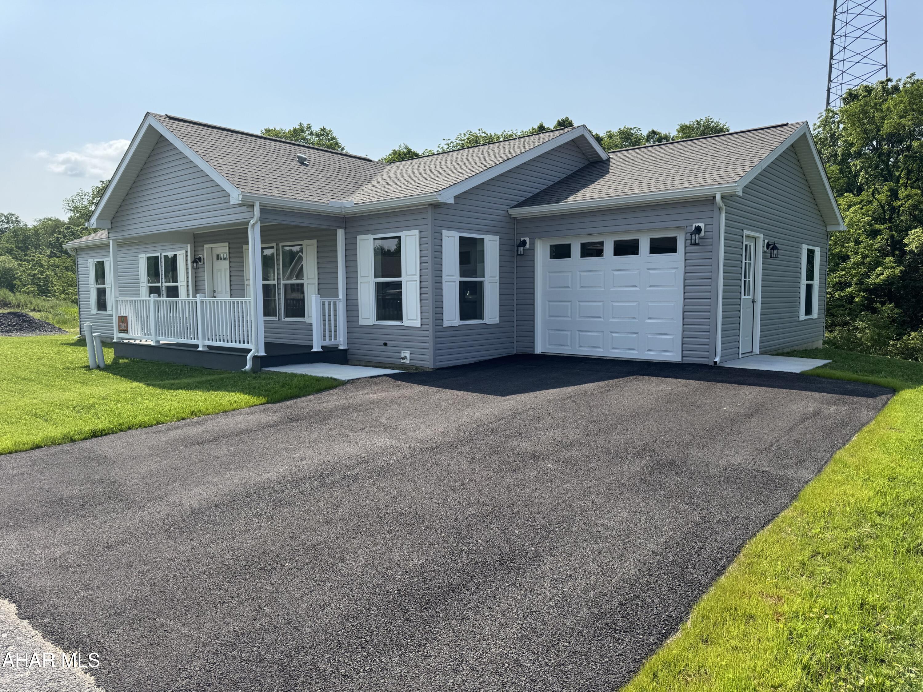 Oak View Community - Residential