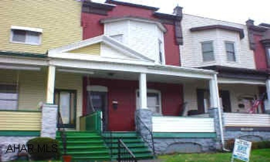 In good shape. One of the best Knickerbockers.