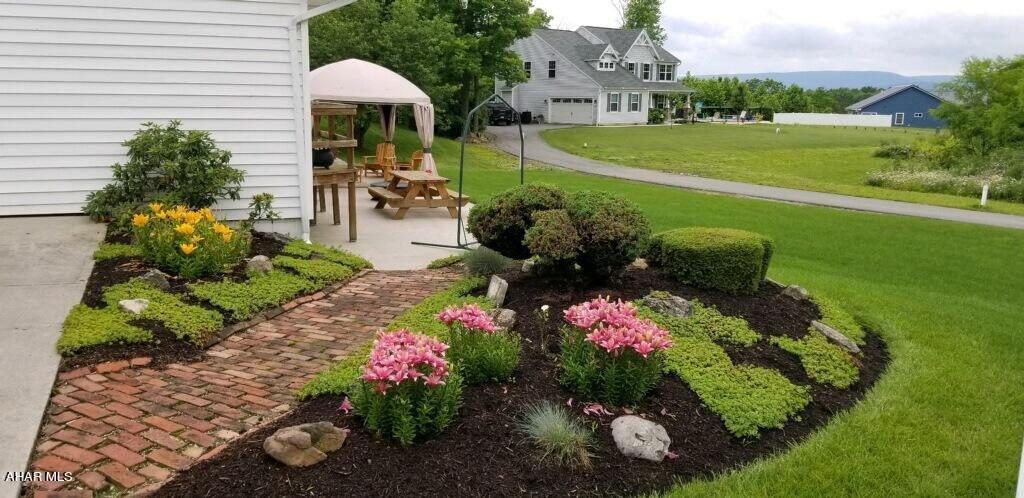 Rolling Hills - Residential