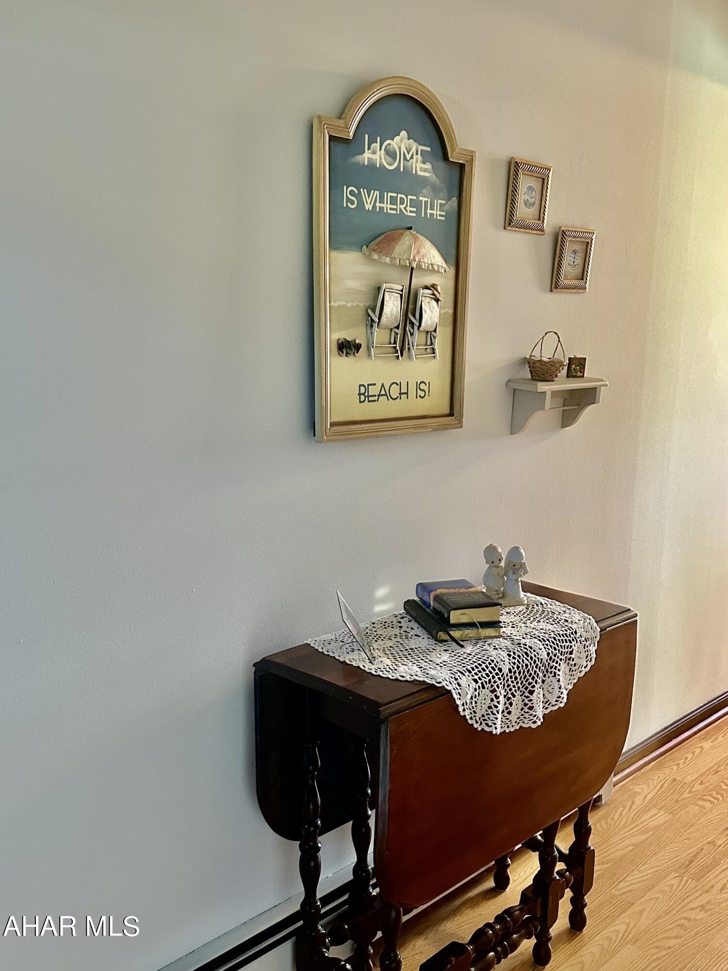 Rolling Hills - Residential