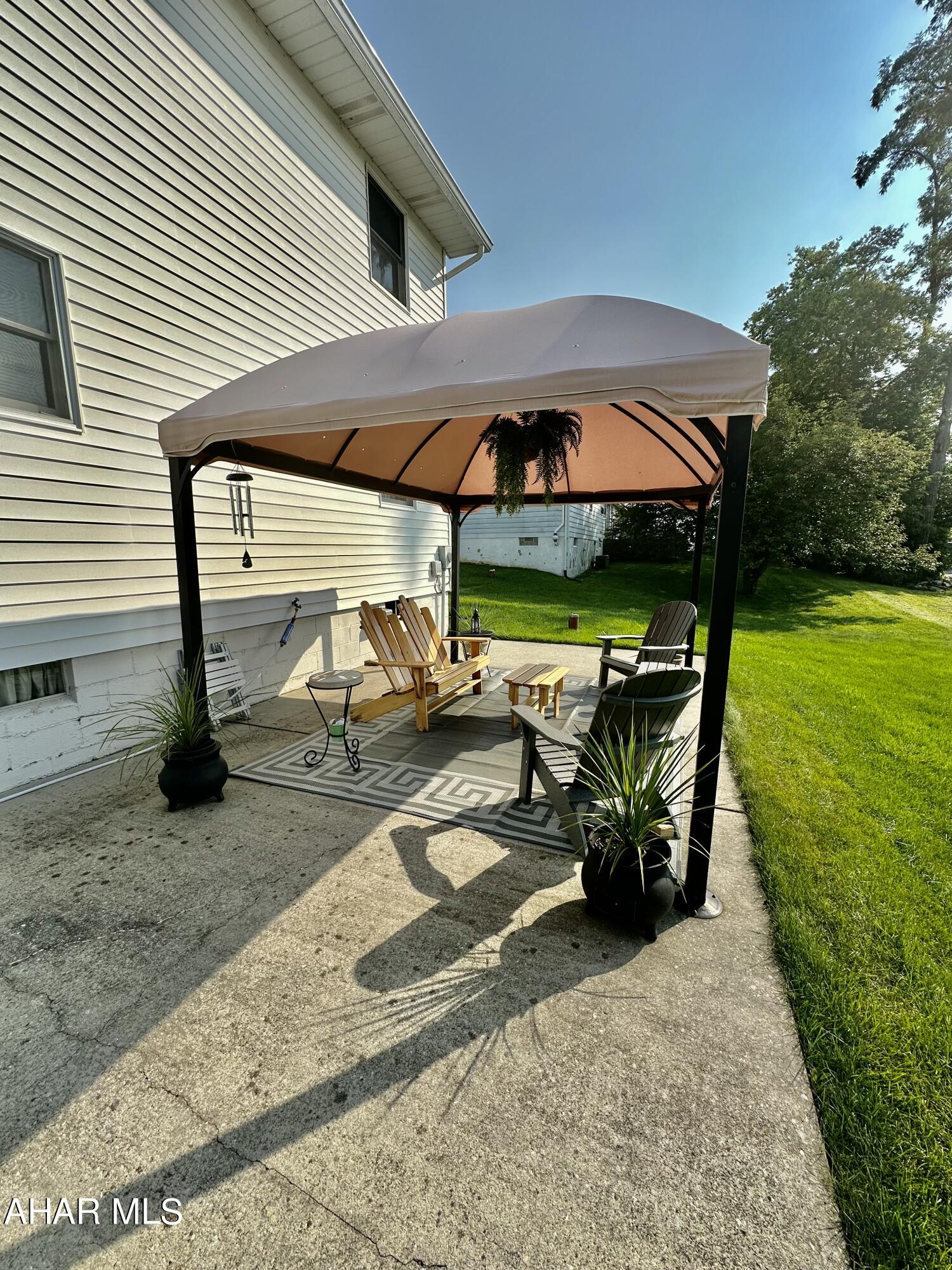 Rolling Hills - Residential