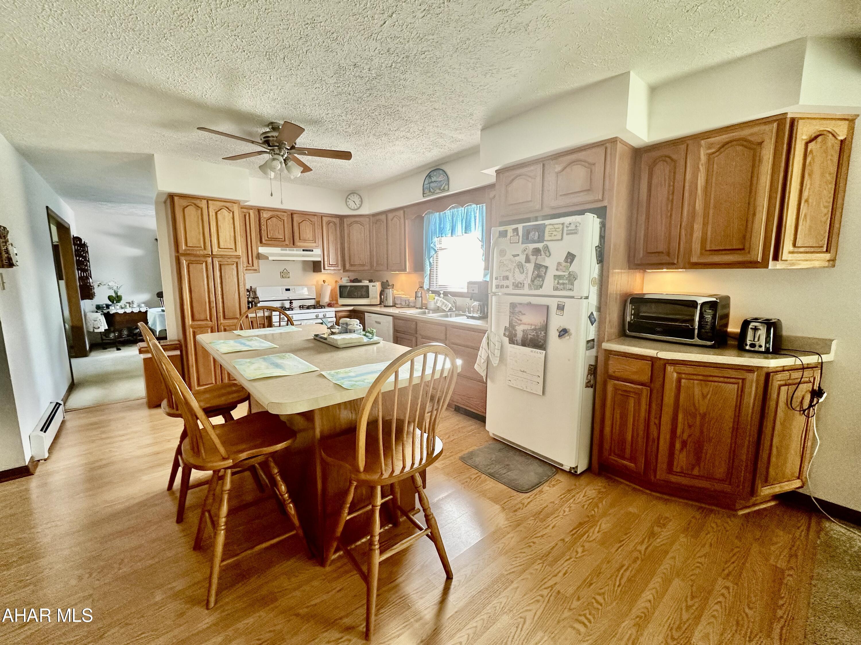 Rolling Hills - Residential