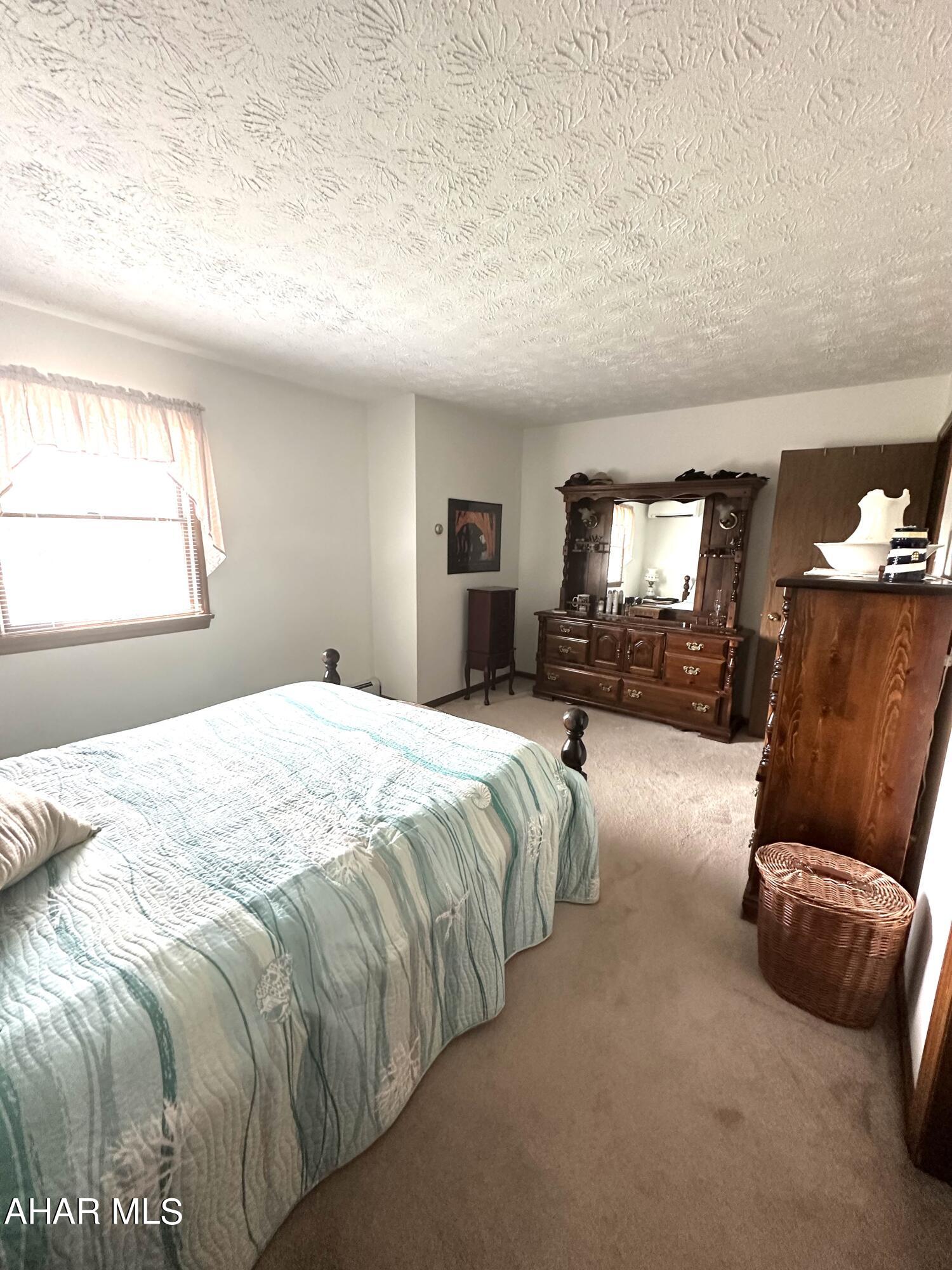 Rolling Hills - Residential