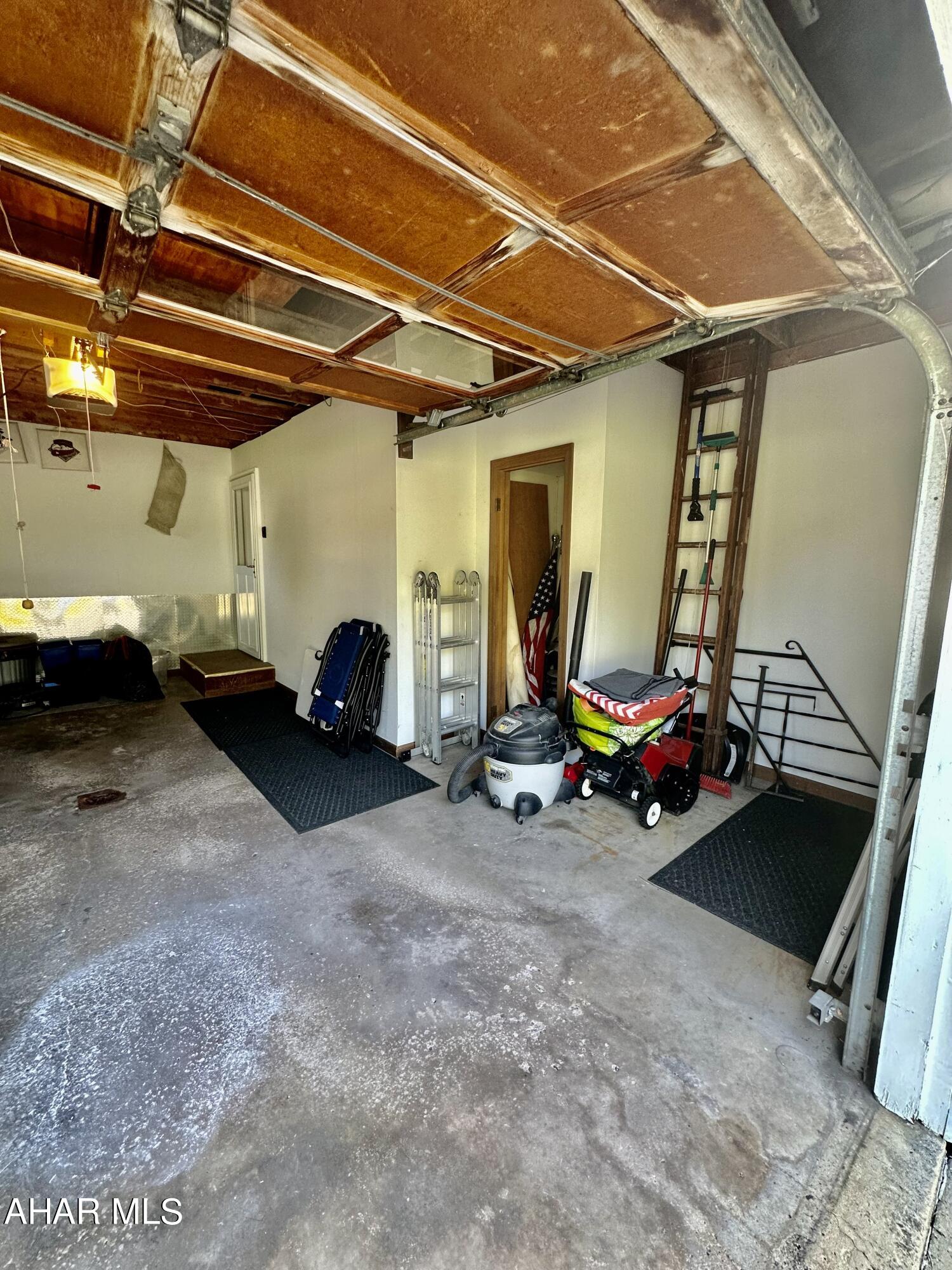 Rolling Hills - Residential