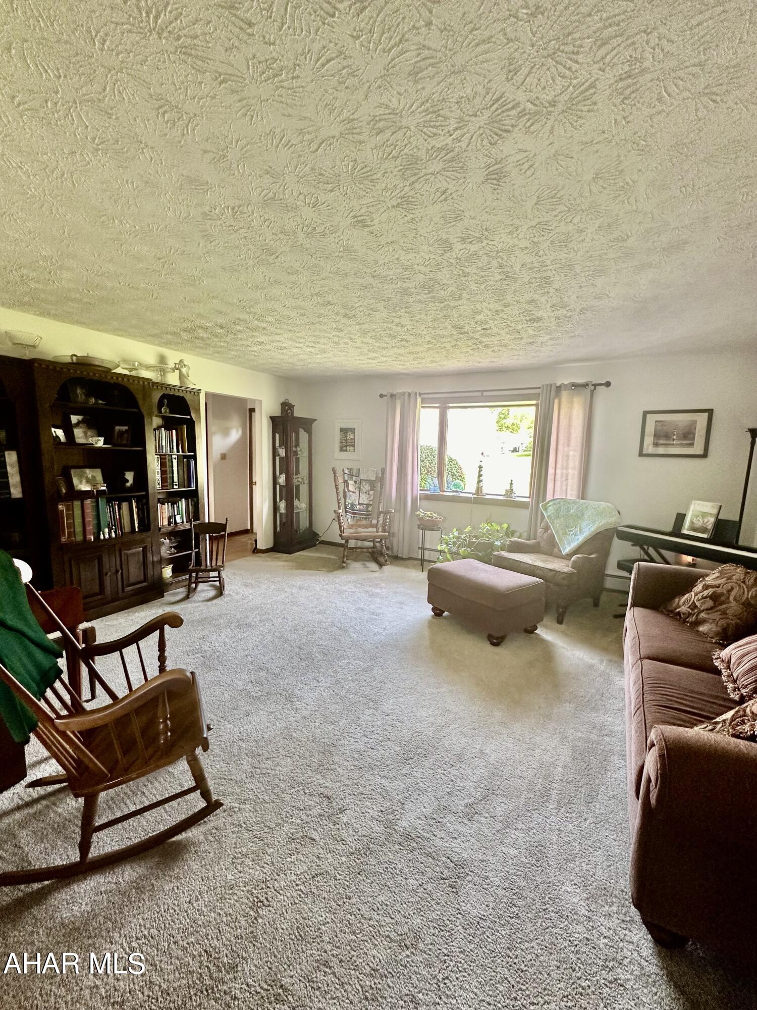 Rolling Hills - Residential