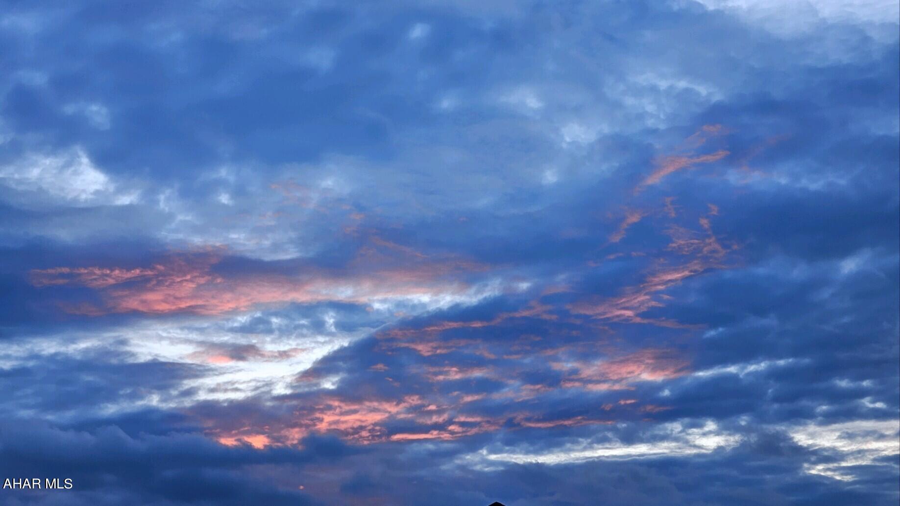 Rolling Hills - Residential