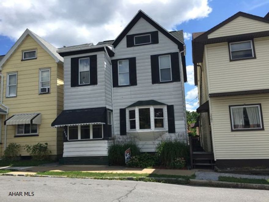 Very well maintained house on quiet street. Move in ready with updated kitchen. Attic has endless possibilities. Bonus room on second floor does not have heat but could be a 3rd bedroom. Professionally cleaned from top to bottom, this will not last so schedule a showing today. Seller will include Shield Plus American Home Shield Warranty.